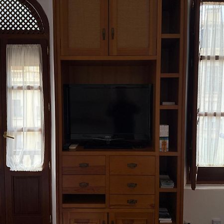 גרנדה Cozy Studio 6 Min To Alhambra-2 Min To Cathedral Walking מראה חיצוני תמונה