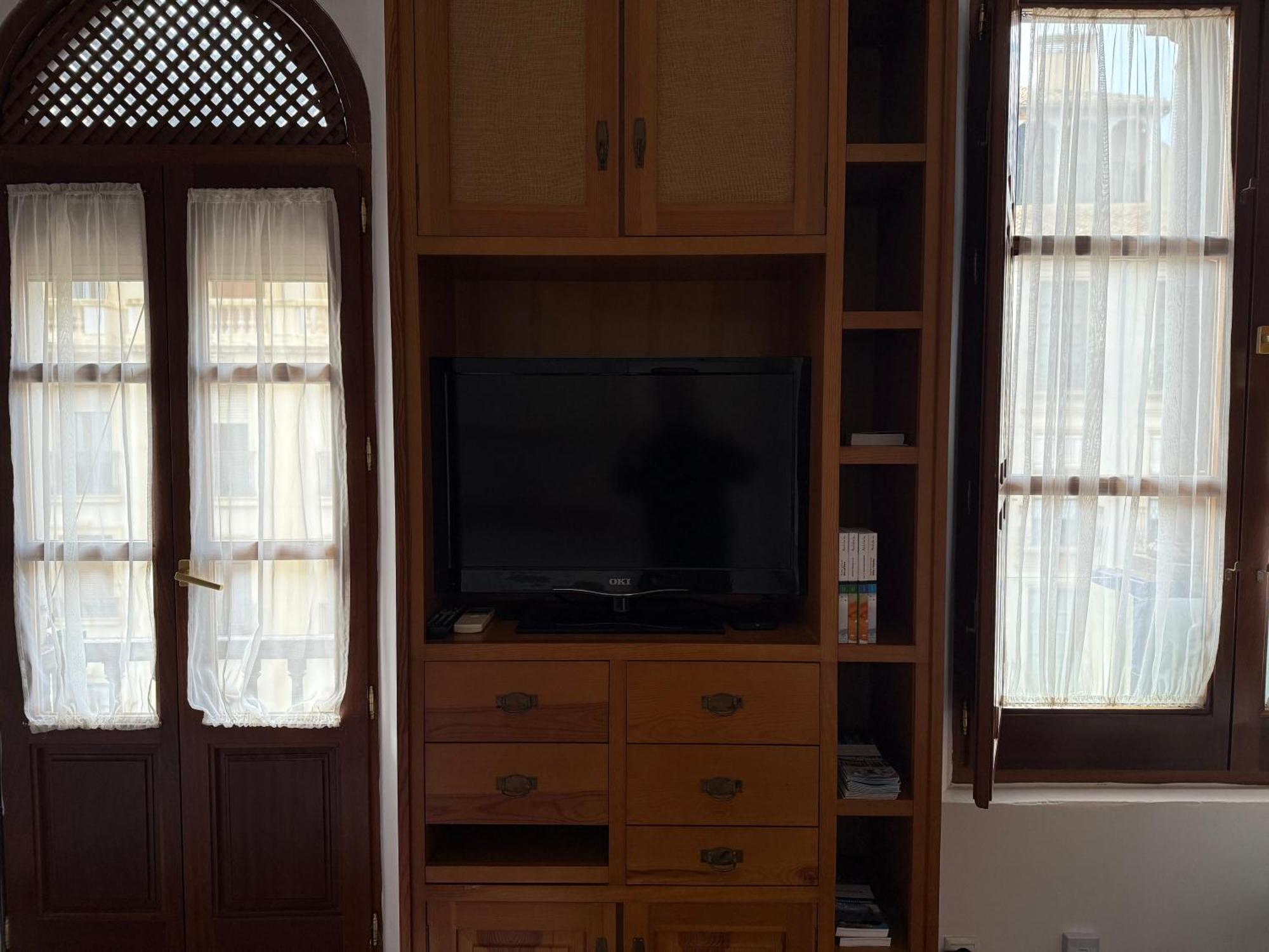 גרנדה Cozy Studio 6 Min To Alhambra-2 Min To Cathedral Walking מראה חיצוני תמונה
