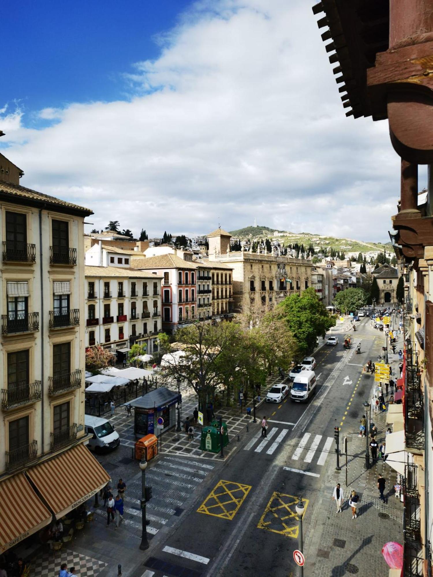 גרנדה Cozy Studio 6 Min To Alhambra-2 Min To Cathedral Walking מראה חיצוני תמונה